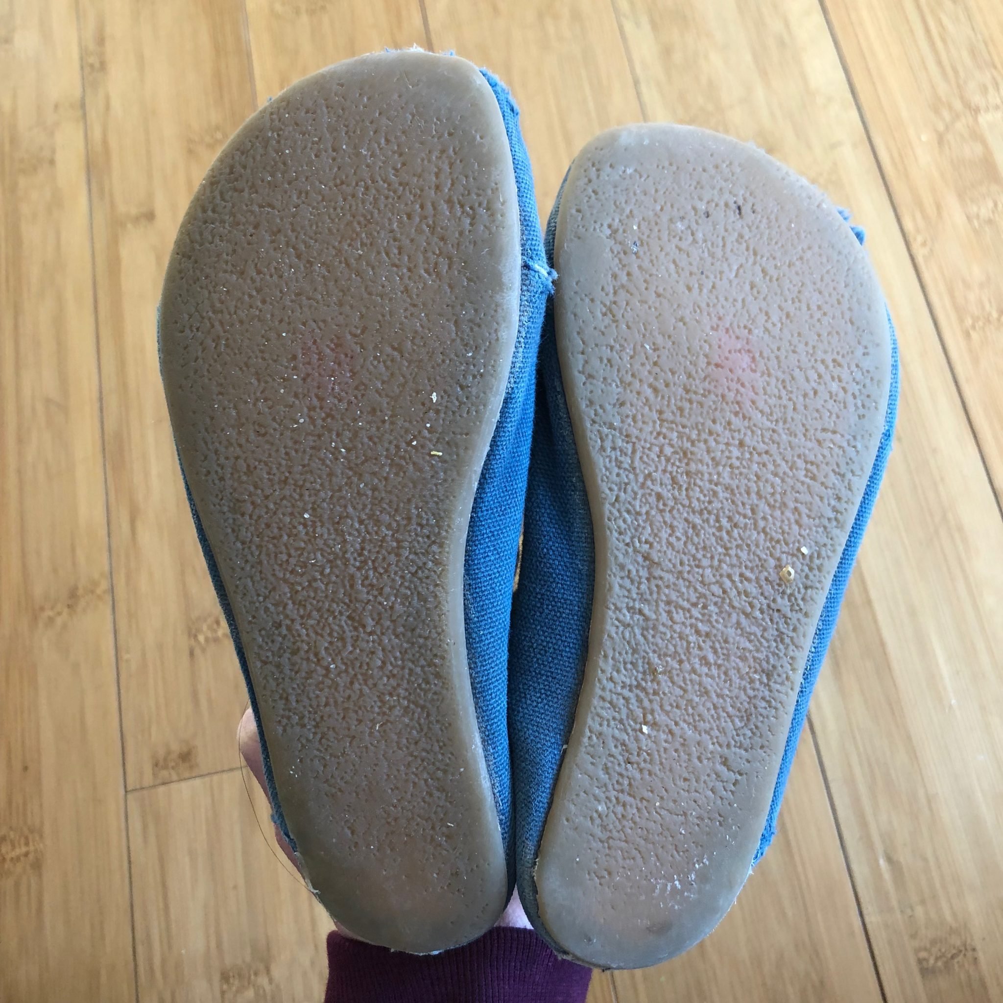 Splay Athletics Review - Affordable Barefoot Kids' Shoes | Anya's Reviews