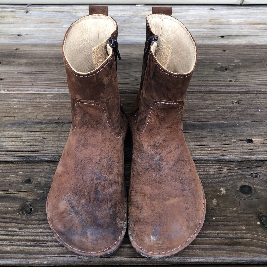 Barefoot on sale mens boots