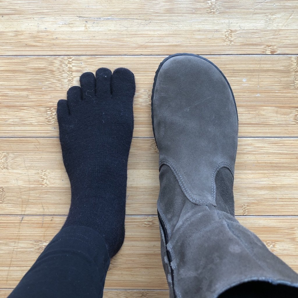 27 EASY SHOES AND SOCKS HACKS FOR EVERYDAY 