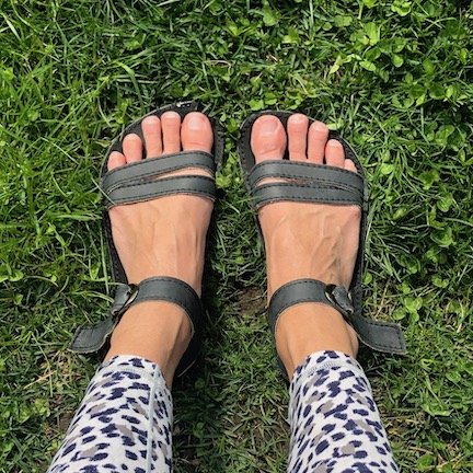 Barefoot style sale sandals