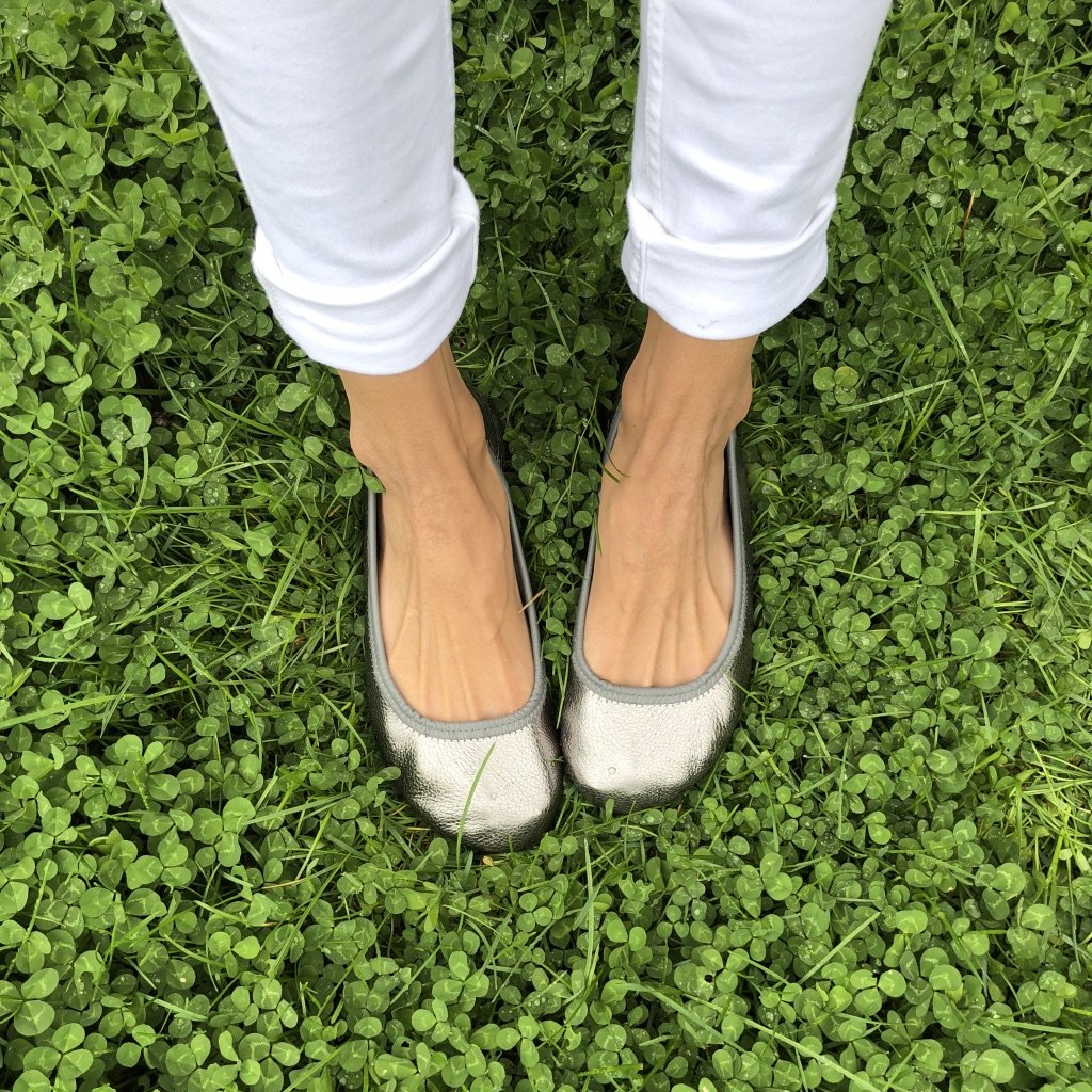 softstar shoes ballerines pewter close up