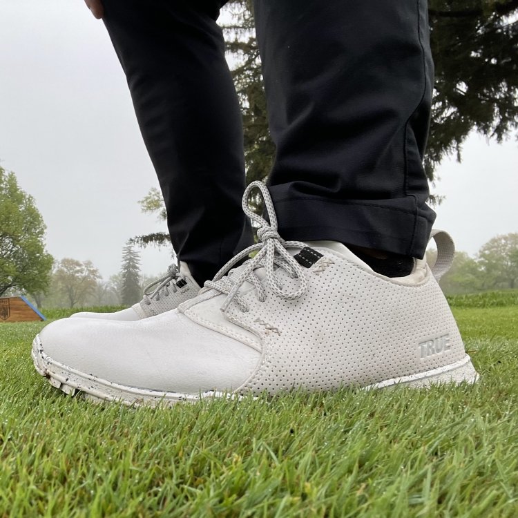 True Linkswear Barefoot Golf Shoes That Are Actually Comfortable