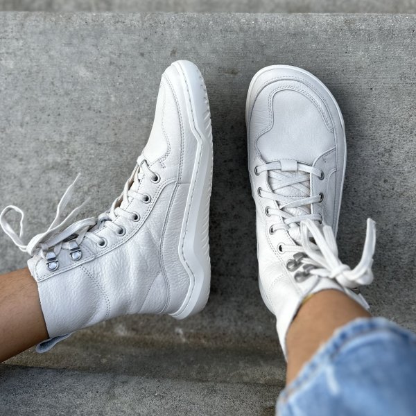 Top down view of the wide toe box and tall lace up leather Gobi boots from Vivobarefoot