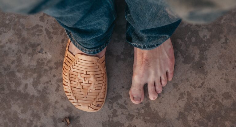huaraches on feet