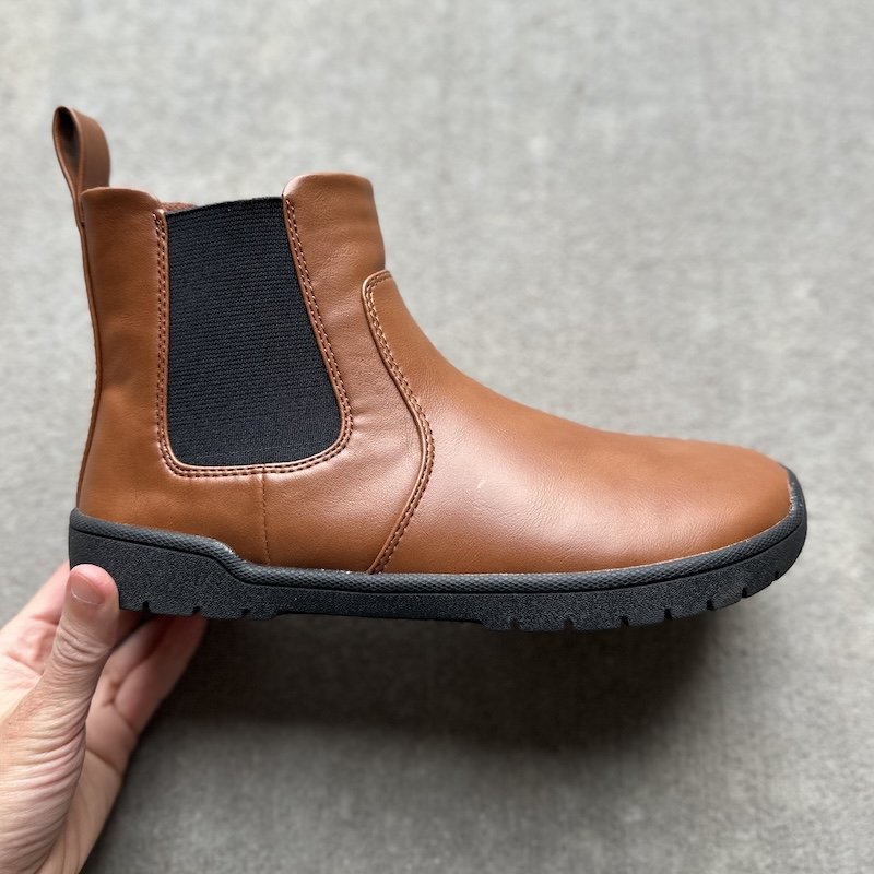 A close up of the side profile of Feelgrounds Barefoot chelsea boots with a faux chunky sole